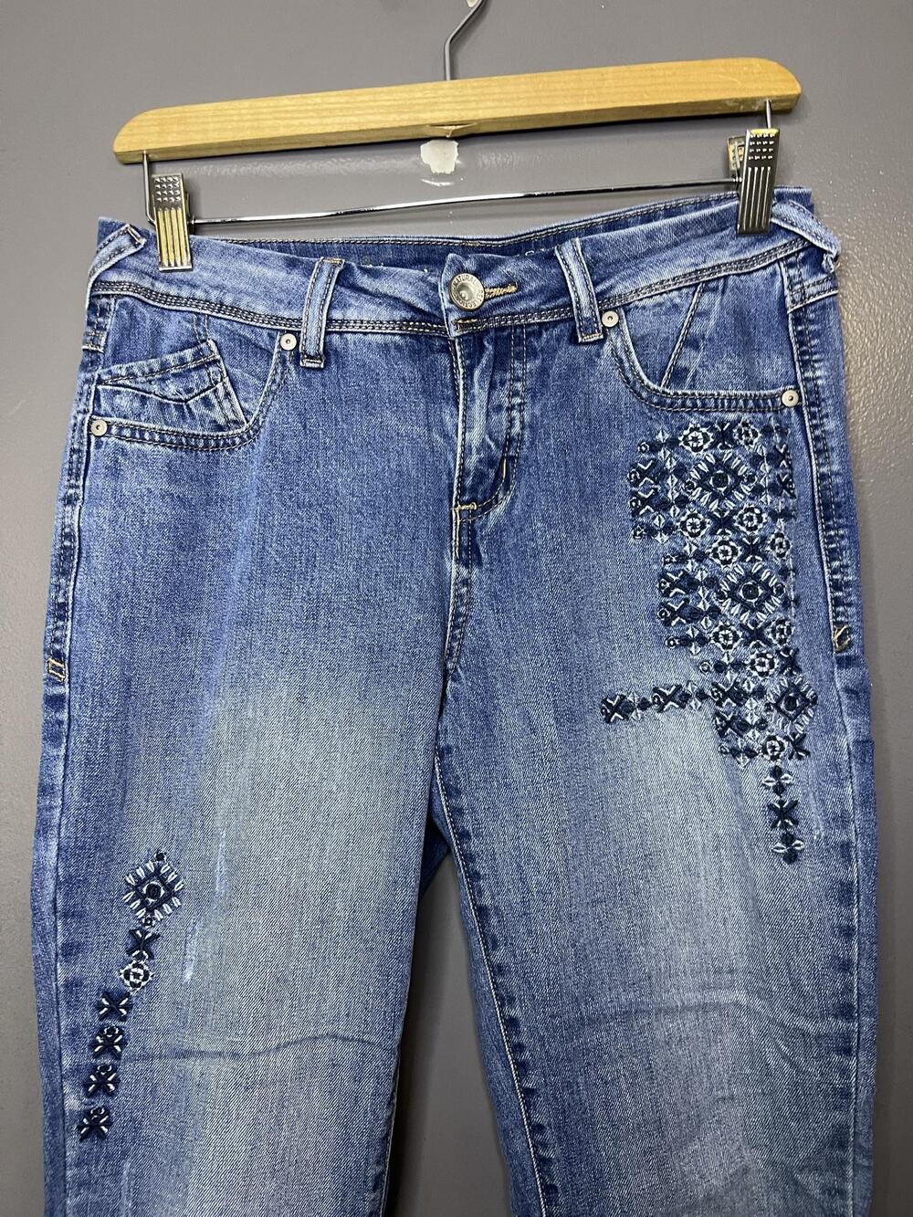 Natural Reflections Skinny Jeans Womens 4 Medium Wash Blue Embroidered Denim